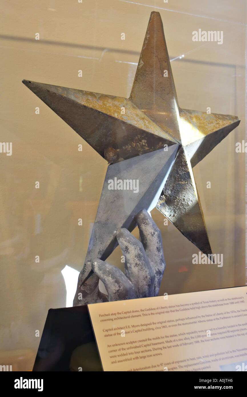 TEXAS Austin intérieur de l'ancien bâtiment du bureau des terres de l'affiche et le règlement de l'histoire texane déesse d'origine de la liberté star Banque D'Images