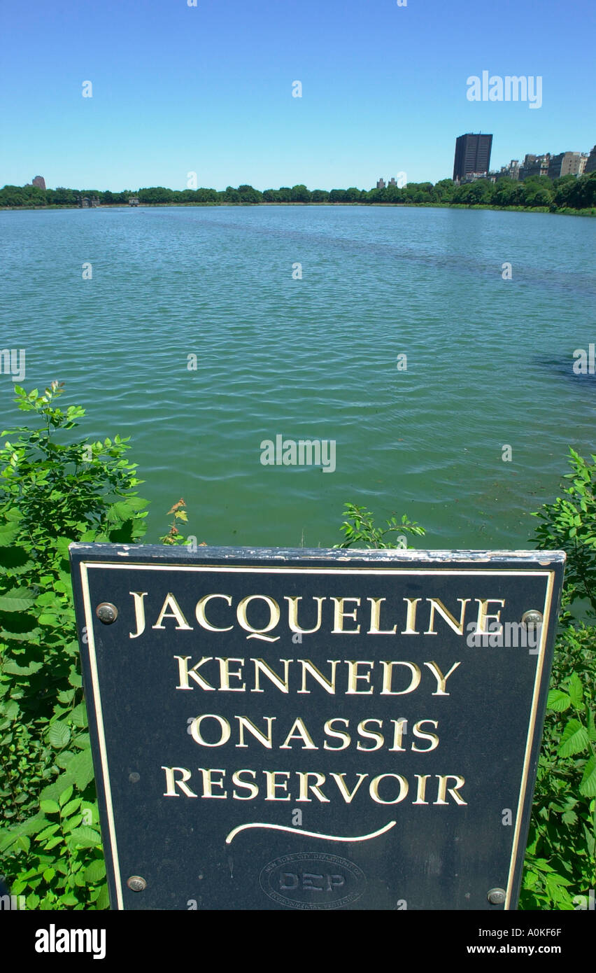Le Jacqueline Kennedy Onassis Reservoir dans Central Park le 12 juin 2004 Richard B Levine Banque D'Images