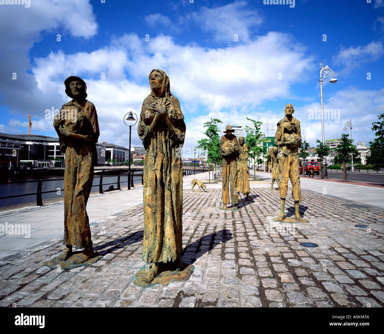 Famine statues dublin Banque de photographies et d’images à haute