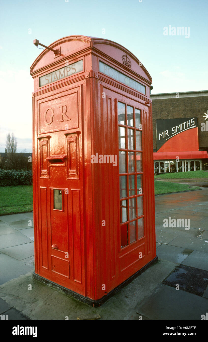Cheshire K4 Téléphone fort rares Warrington phone box Banque D'Images