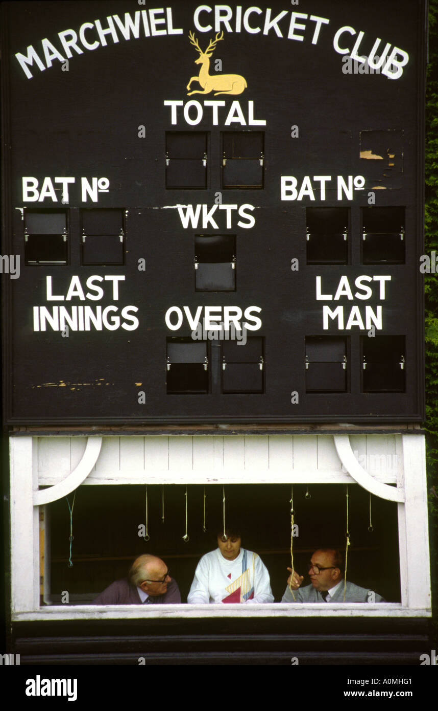 Marchweil Cricket Village Hall Clwyd scoreboard Banque D'Images