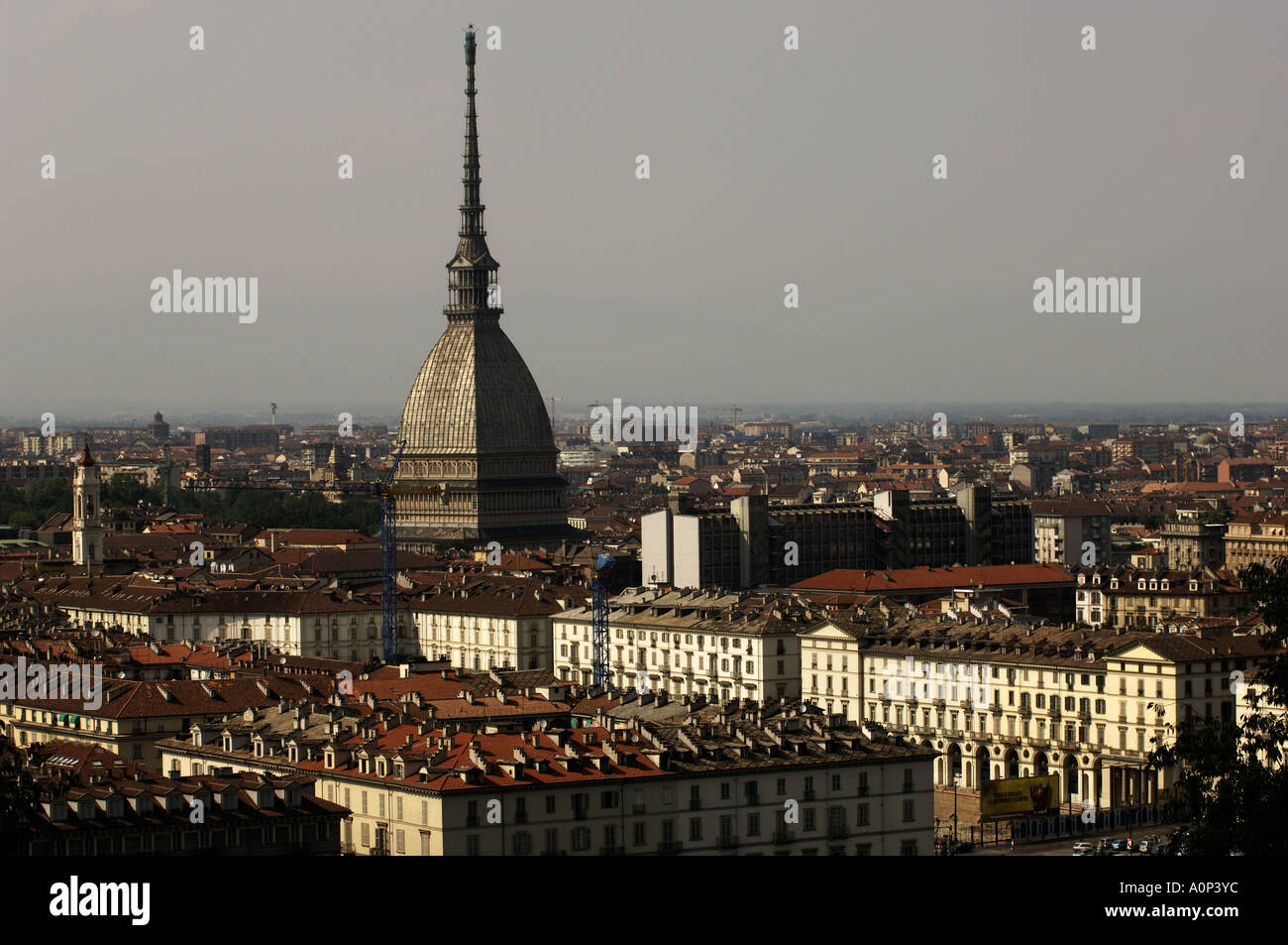 Turin la tour du Mole Antonelliana, vu de l'Monte dei Capuccini Banque D'Images