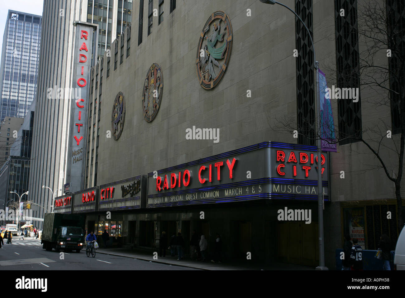 Célèbre New York City Landmark Building le Radio City Music Hall Building broadway NYC USA Amérique latine Banque D'Images