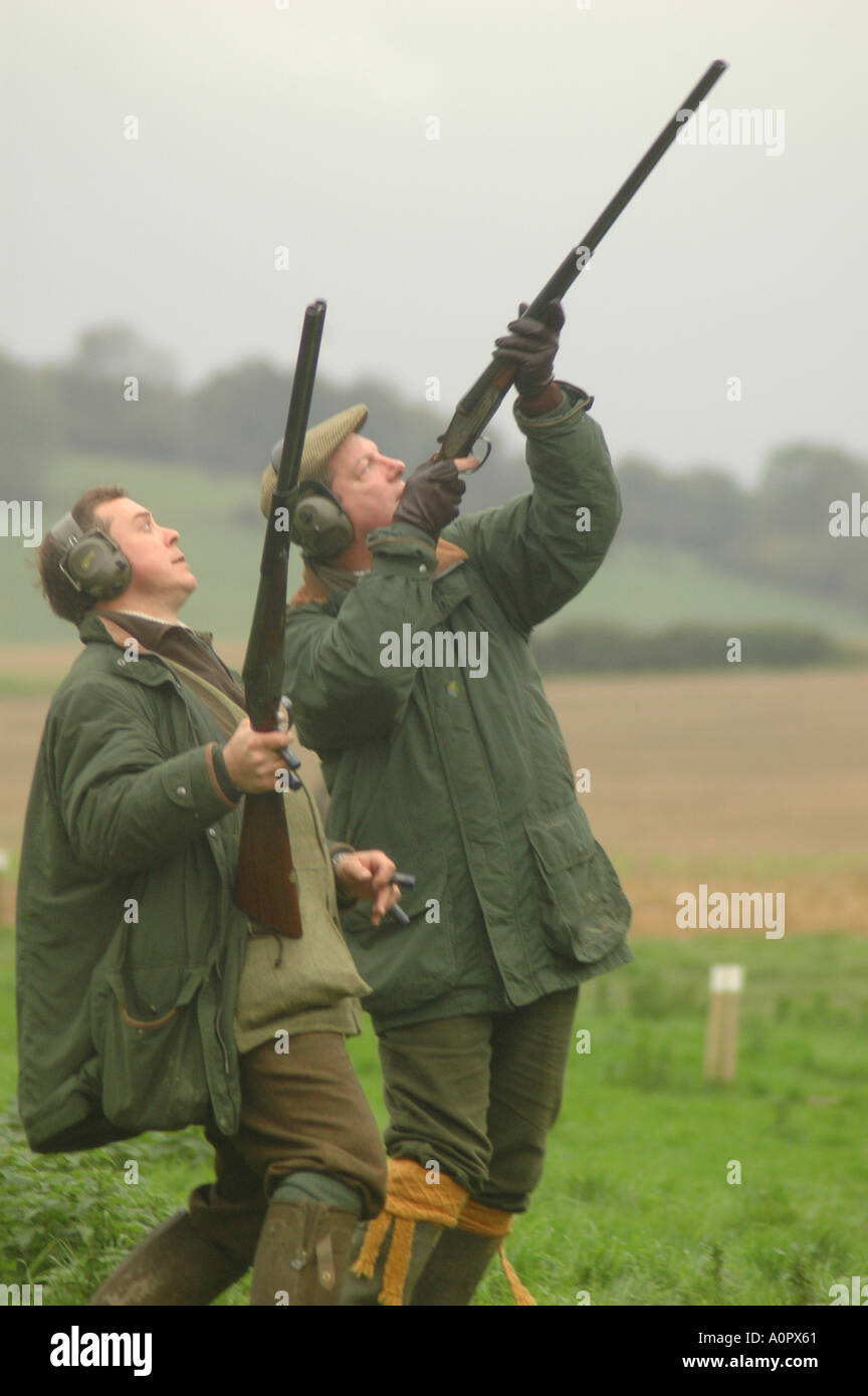 Tir d'armes à feu et de chargeur Banque D'Images