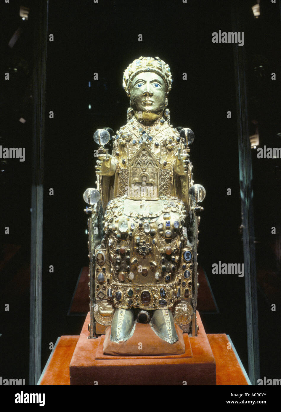 Statue reliquaire de Ste Foy datant du 7 au 9ème siècle et rénové au 10e siècle trésor de Ste Foy Conques Banque D'Images