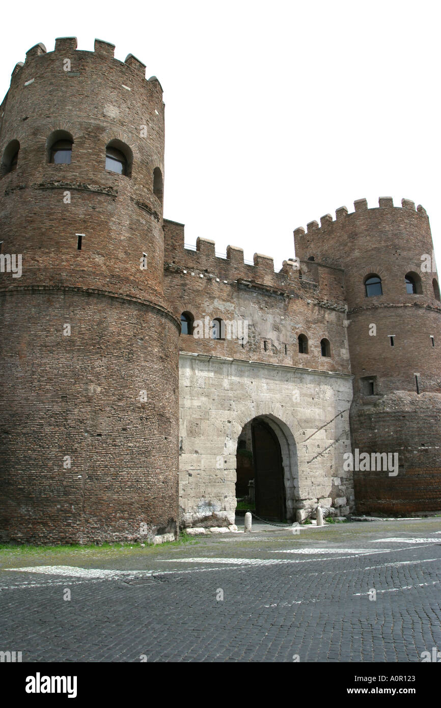 Porta San Paolo St. Paul's Gate à Rome Italie Banque D'Images