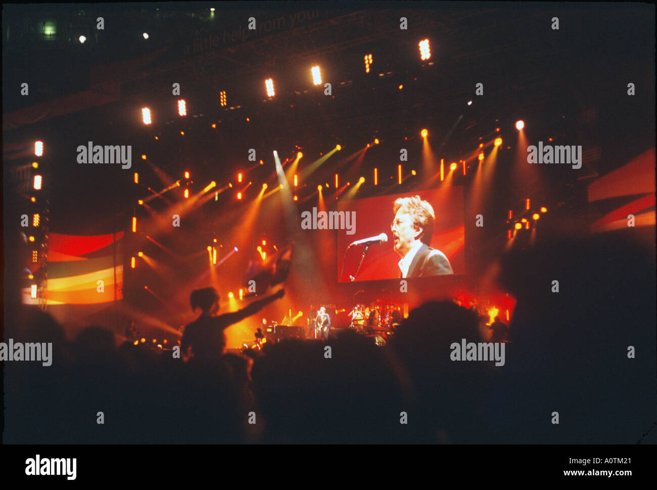 Eric Clapton Concert Appel Tsunami Millennium Stadium Cardiff Galles du Sud Banque D'Images