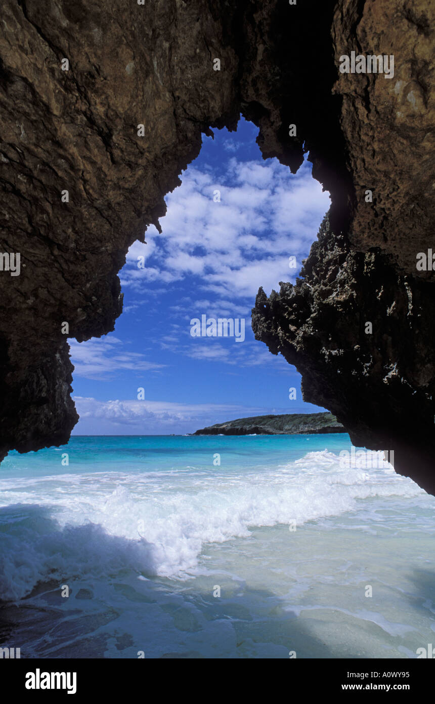 À partir de la caverne à Navio Beach l'île de Vieques Puerto Rico Banque D'Images