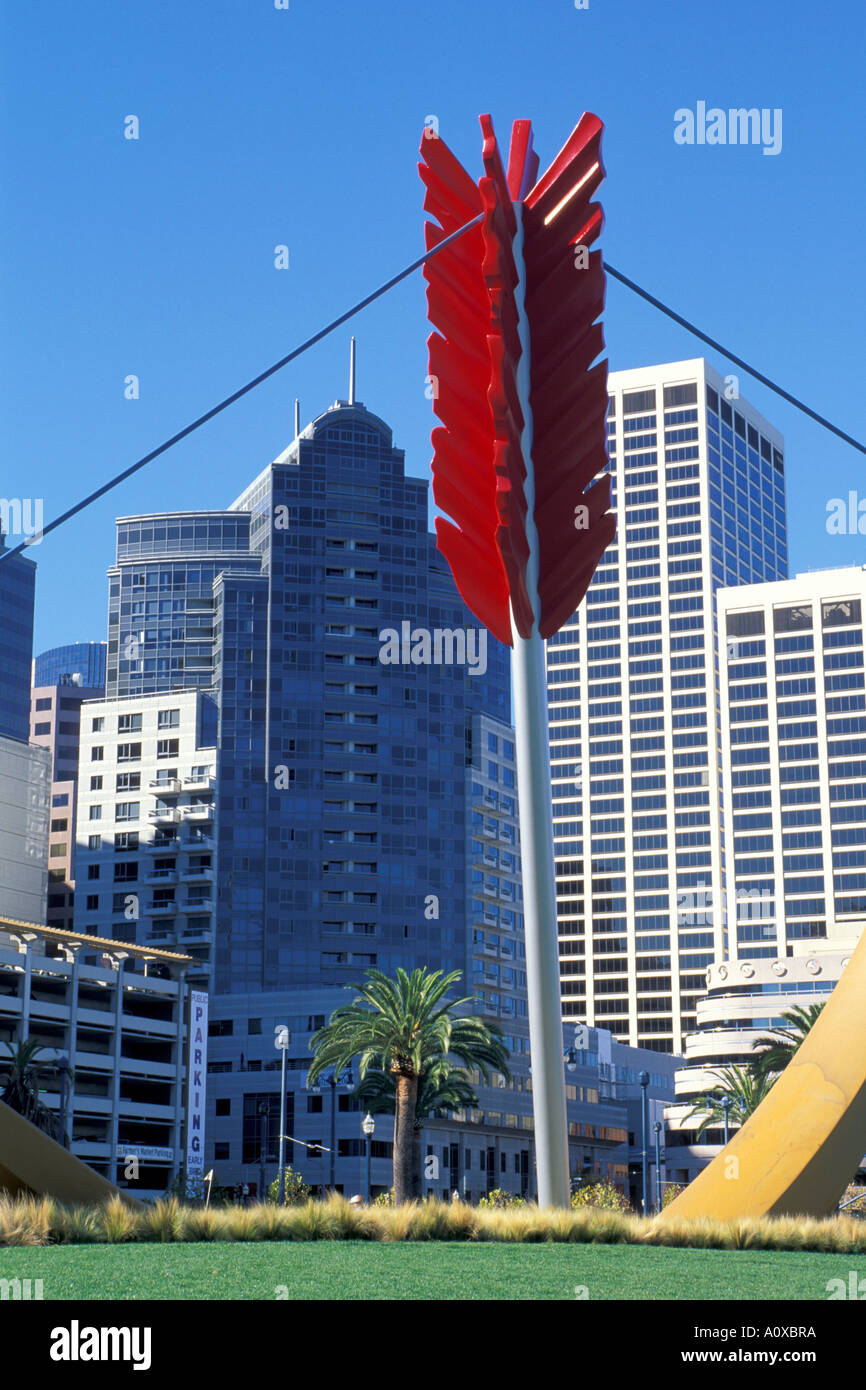 La flèche de Cupidon le long de l'Embarcadero et Herb Cain façon San Francisco Californie Nord Banque D'Images
