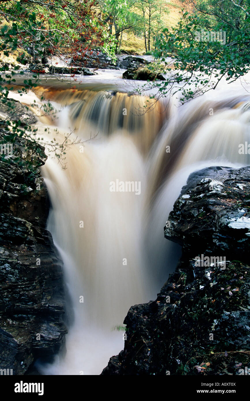 Cascades de Dundonnell River Wester Ross région des Highlands en Écosse Royaume-Uni Europe Banque D'Images