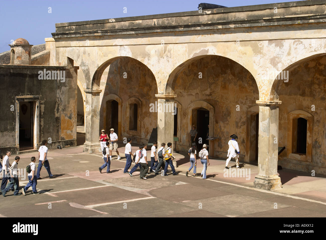 PUERTO RICO San Juan San Juan Fort San Cristobal forteresse construite par l'Espagne en 1600 et 1700 visite d'étudiants Banque D'Images