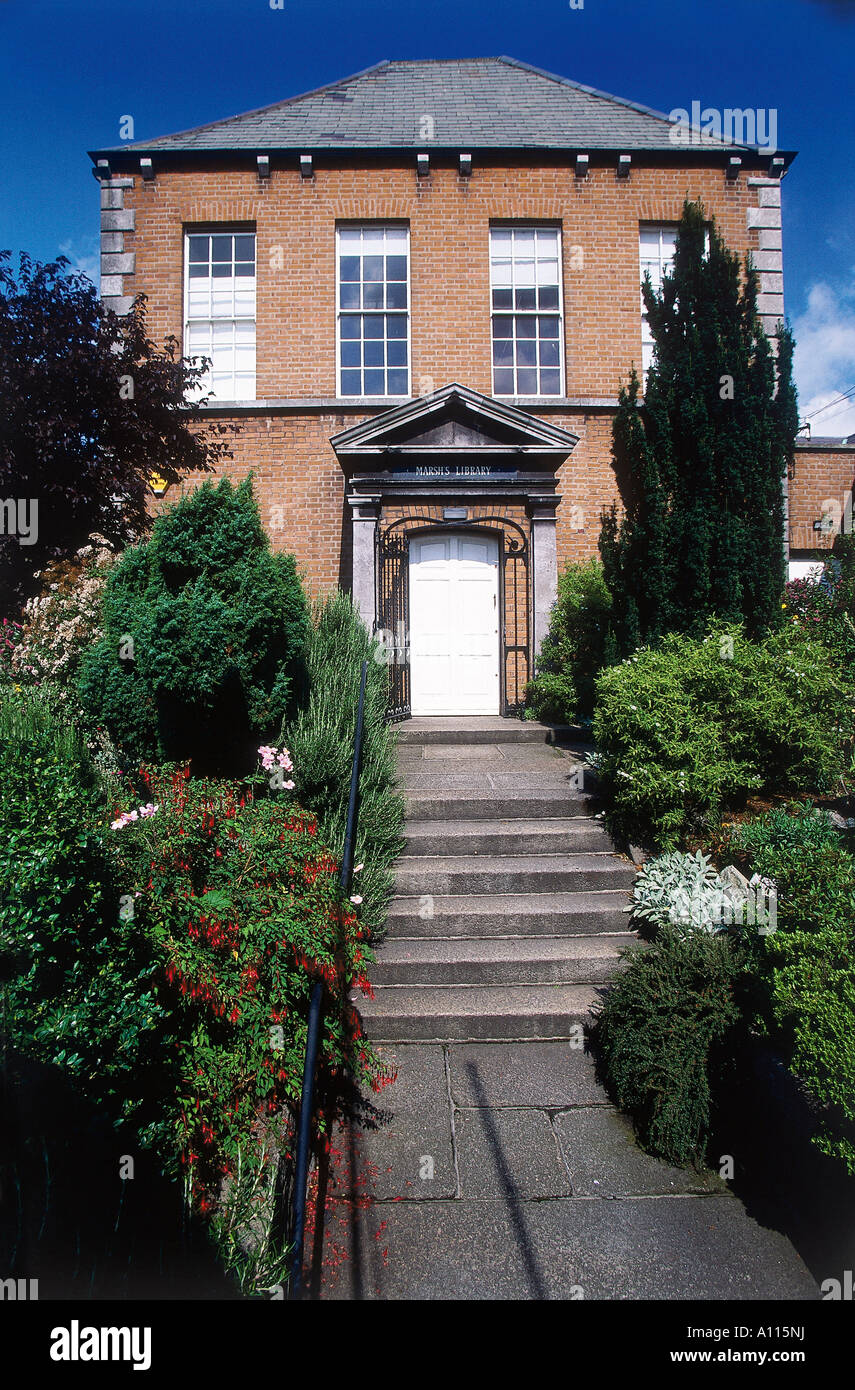 La bibliothèque de marais à Dublin Ireland s plus ancienne bibliothèque publique a été fondée par Narcissus Marsh Archevêque de Dublin en 1701 et a été construit pour la conception de Sir William Robinson Banque D'Images