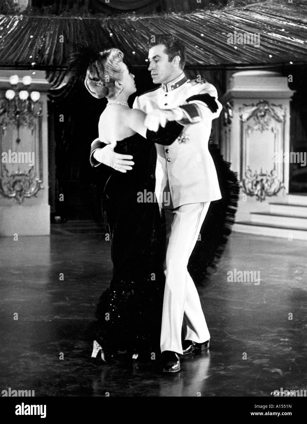 La Veuve Joyeuse année 1952 Directeur Curtis Bernhardt Lana Turner