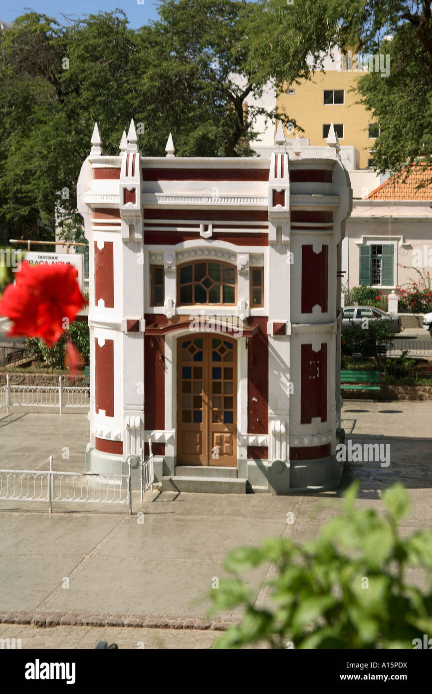 Îles du Cap Vert. Sao Vicente. Mindelo. En kiosque Praça Amilcar Cabral Banque D'Images