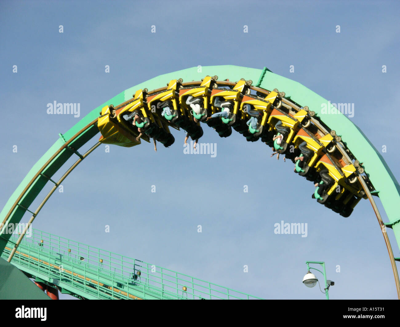 Famille Famille assiste à Busch Gardens à Tampa en Floride, pour profitez du carnaval rides restaurants détente et loisirs Banque D'Images