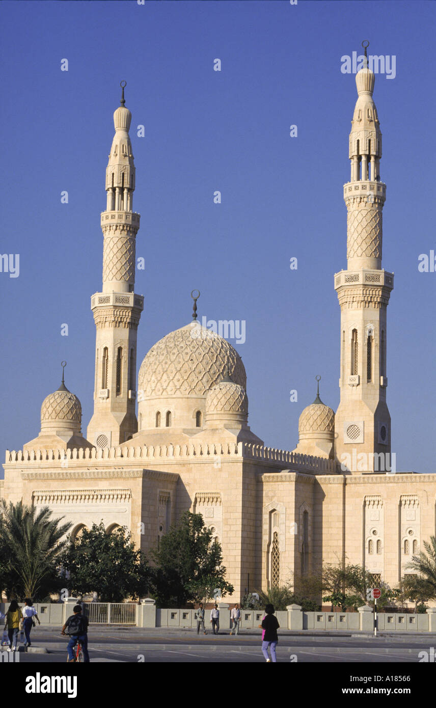 La mosquée de Jumeirah Dubai U A E Moyen-orient UN C Waltham Banque D'Images