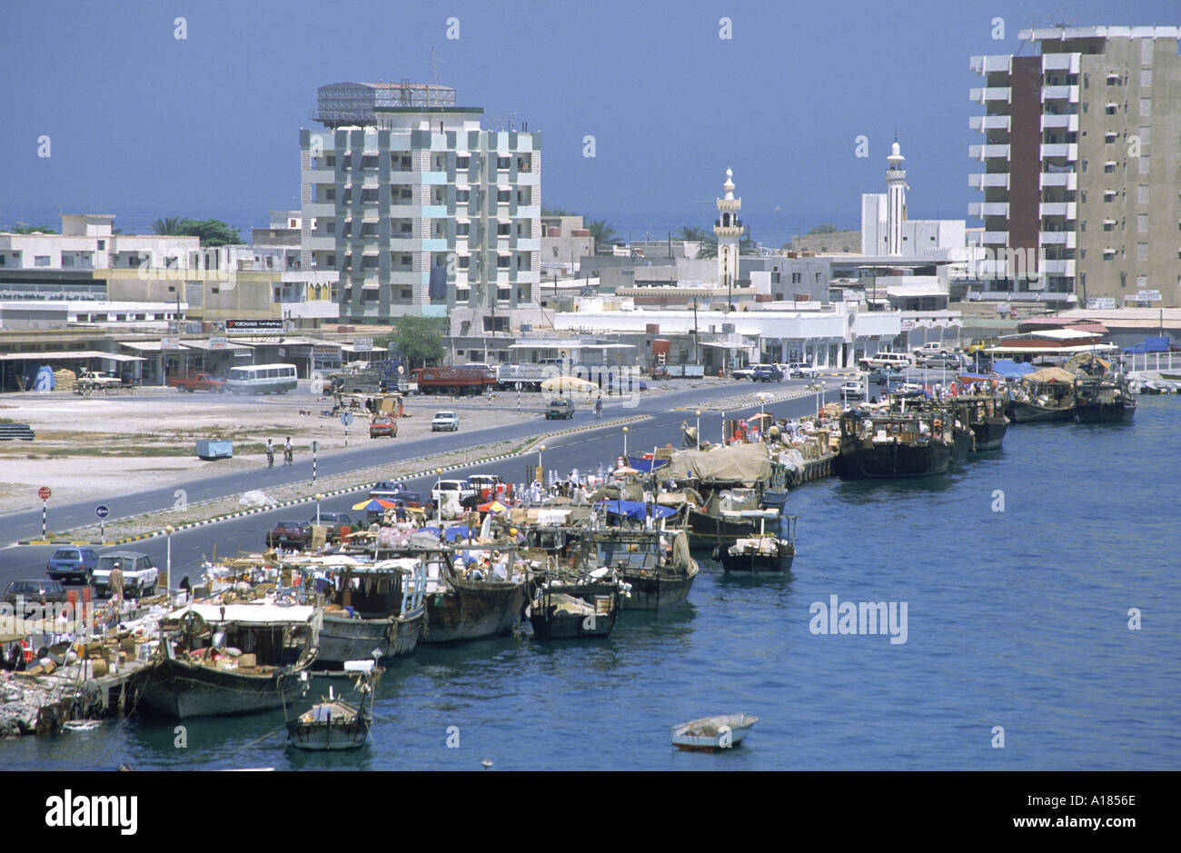 Le Dhow Quai et Ras al Khaimah marché U A E Moyen-orient UN C Waltham Banque D'Images