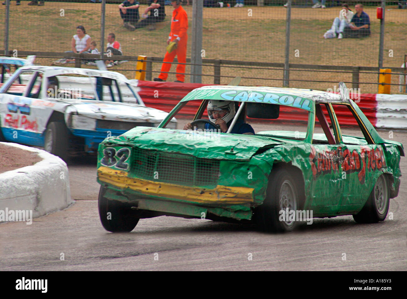 Banger racing à Arena Essex, Essex, Angleterre Banque D'Images Banger racing à Arena Essex, Essex, Angleterre Banque D'Images