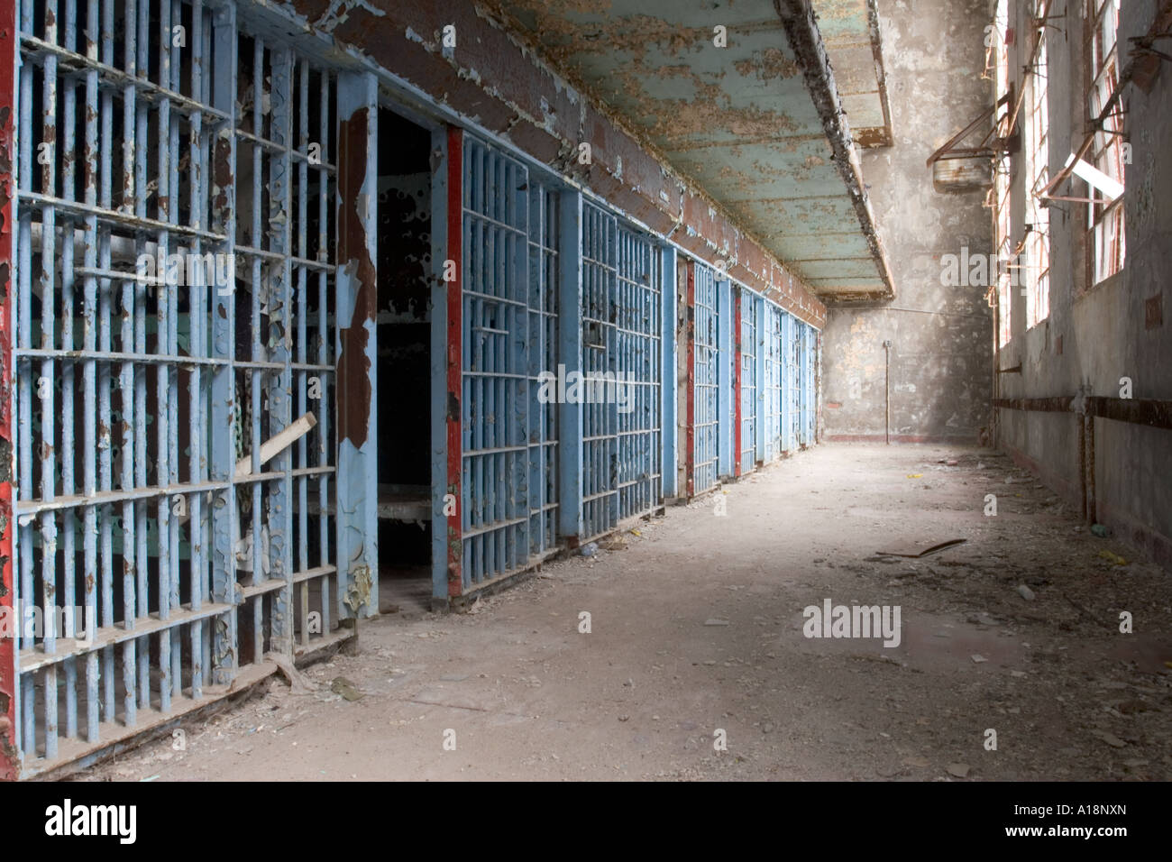 Ancien bloc de cellules dans la prison abandonnée Texas Department of Correctional Services France Banque D'Images