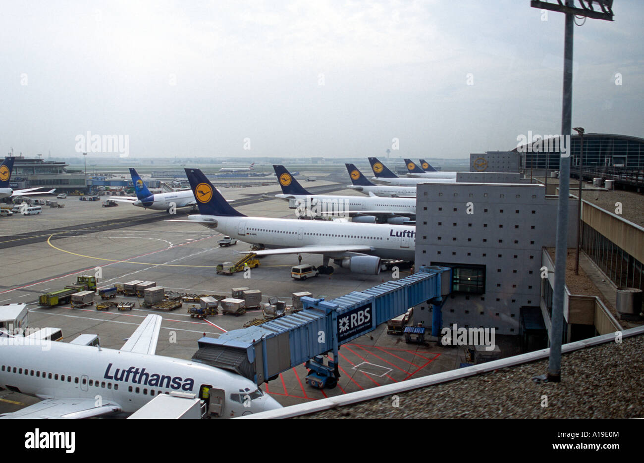 Les avions de la Lufthansa, l'aéroport de Francfort, Allemagne Banque D'Images