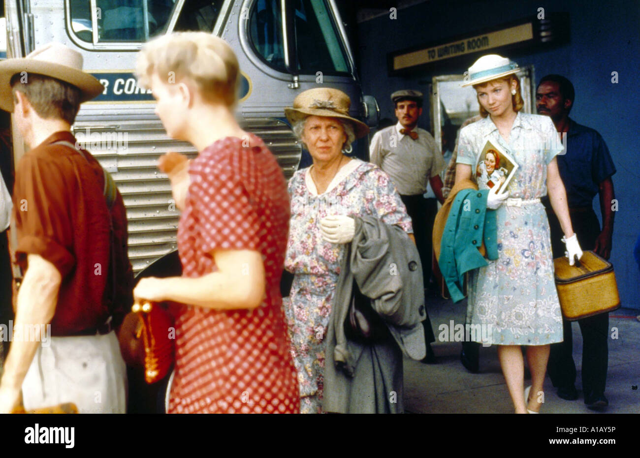 Le voyage à Bountiful Année 1985 Réalisateur Peter Masterson Geraldine Page Rebecca de Mornay Banque D'Images