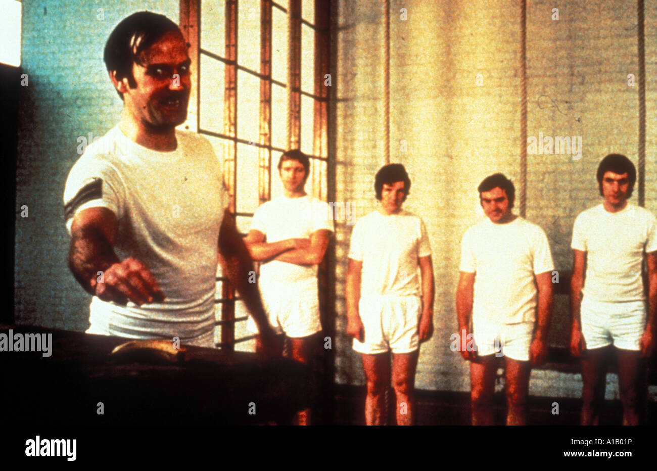 Et maintenant, quelque chose de complètement différent Année 1971 Directeur Ian Macnaughton Graham Chapman, John Cleese, Terry Jones, Eric Idle M Banque D'Images