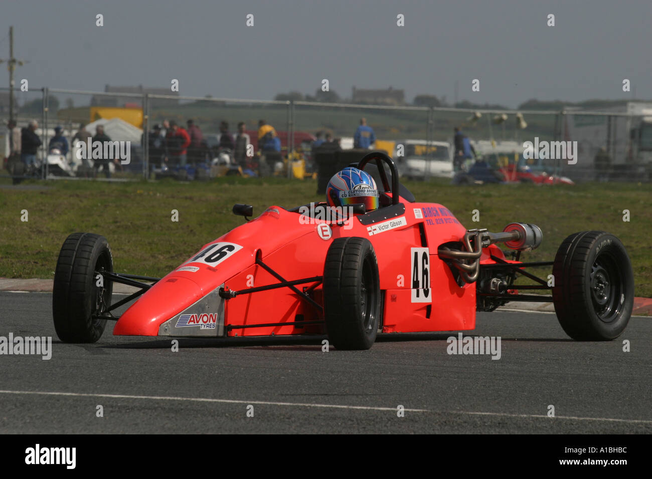 Van Diemen rf92 voiture de course de Formule Ford 1600 tourne au kirkistown circuit le comté de Down en Irlande du Nord Banque D'Images