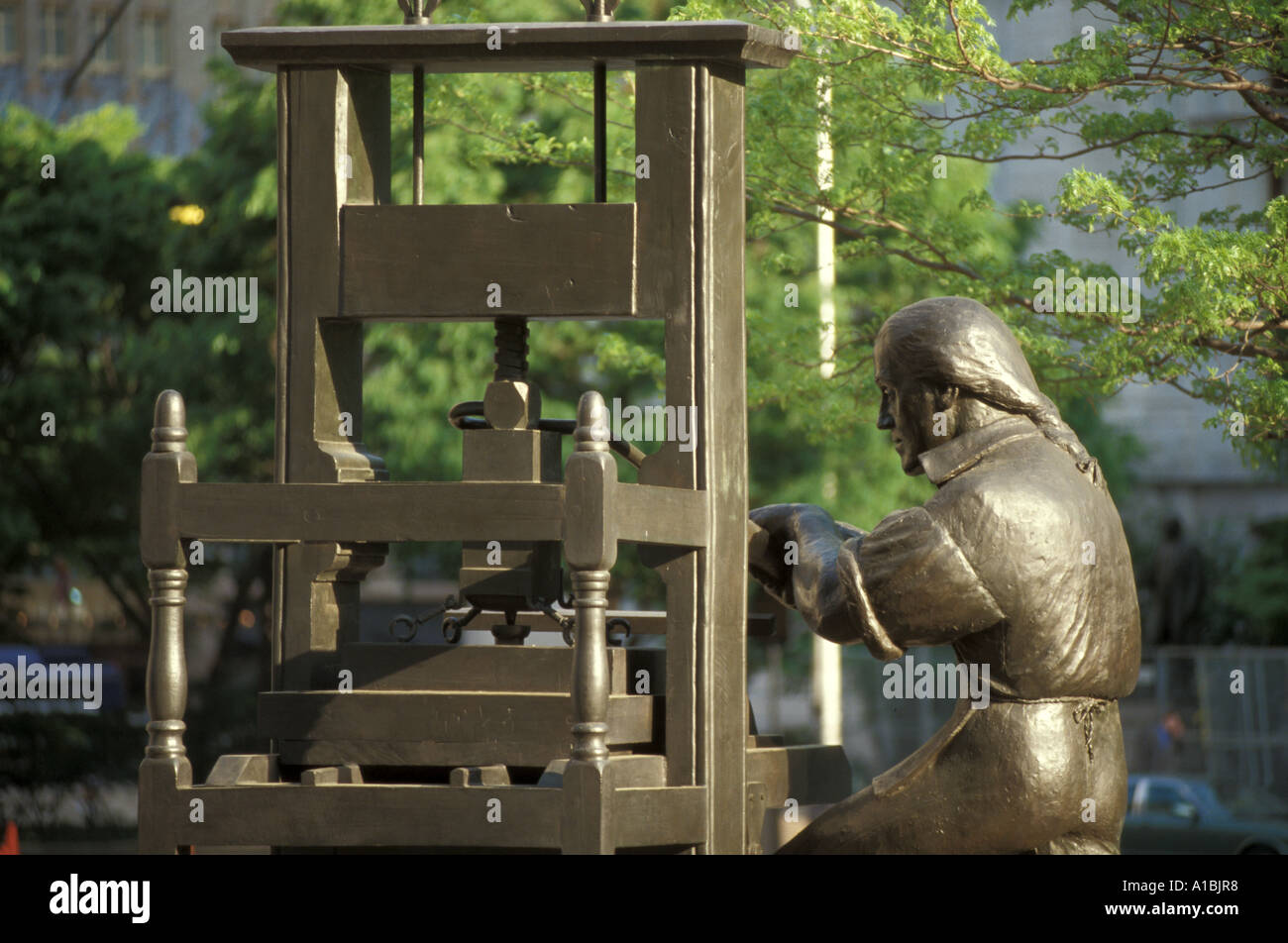 Ben Franklin de Philadelphie statue montrant franklin que imprimante Banque D'Images