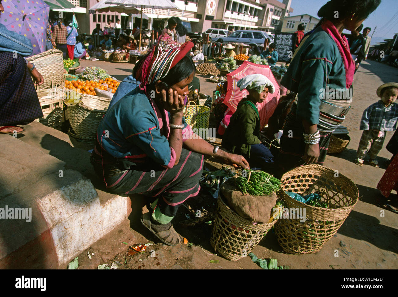 Birmanie Myanmar Shan Lashio femme tribal dans le marché Banque D'Images