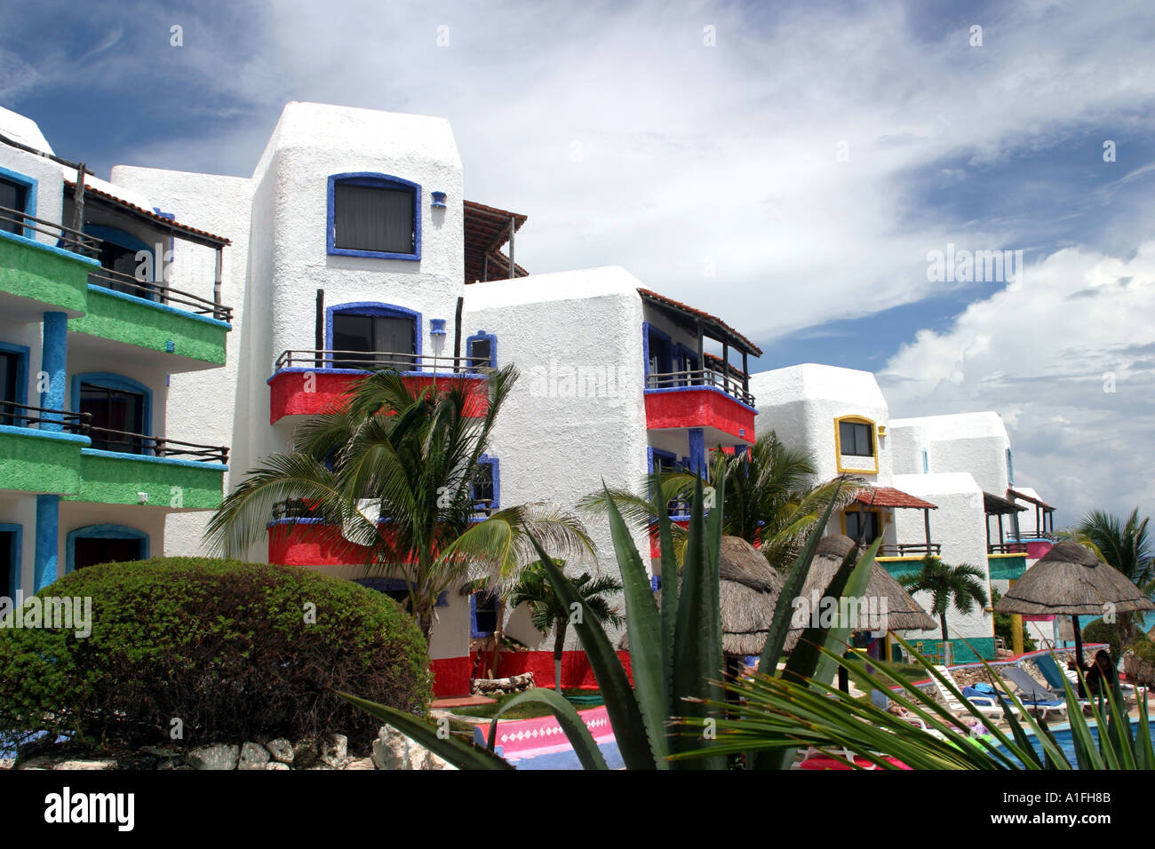 L'architecture locale dans un lieu de villégiature à la zone de l'hôtel Cancun Mexique Banque D'Images