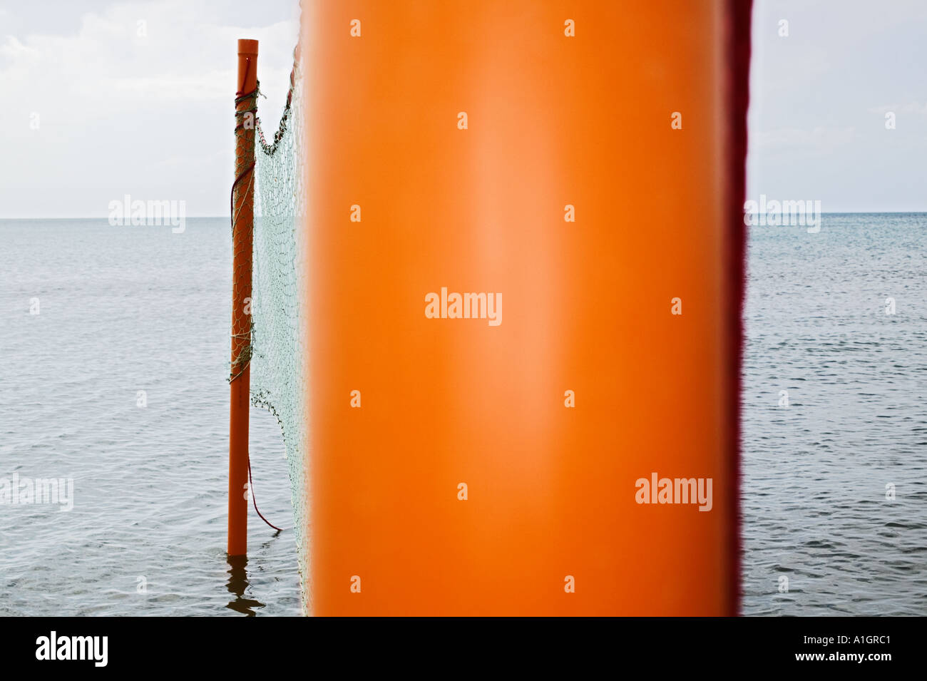 Filet de volley-ball dans l'eau Banque D'Images