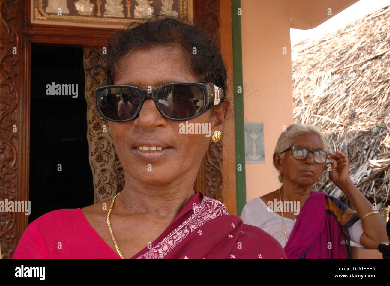 Cataracte femme Banque de photographies et d'images à haute résolution -  Alamy
