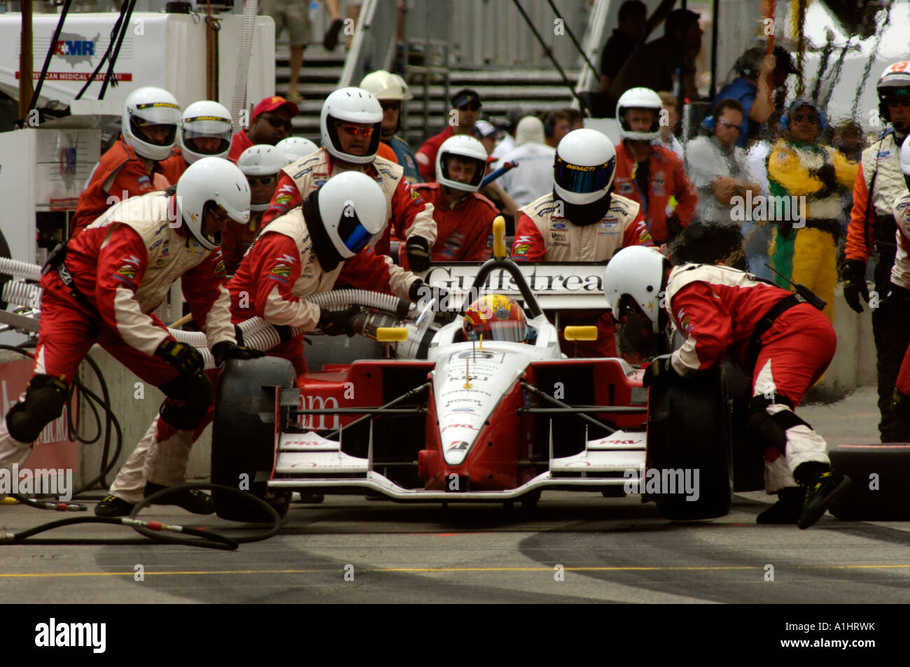 Oriol Servia dans les stands à la Molson 2006 Grand Prix de Toronto Banque D'Images