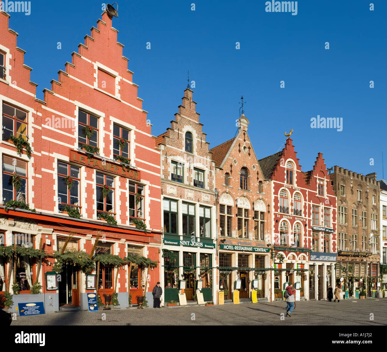 Grand'Place (Markt) en hiver, Bruges, Belgique Banque D'Images