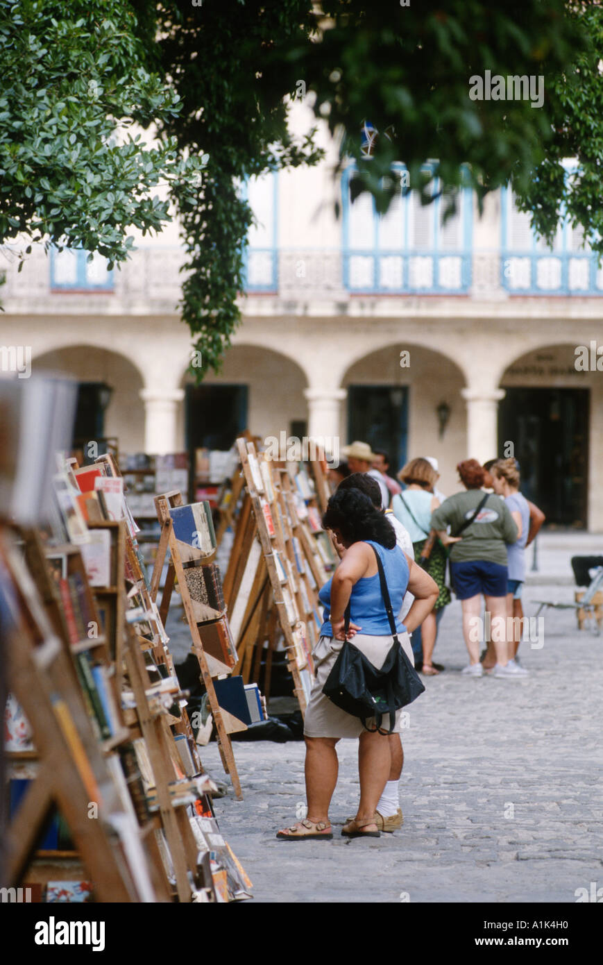 La Havane Cuba Bookstalls sur Plaza de Armas Banque D'Images