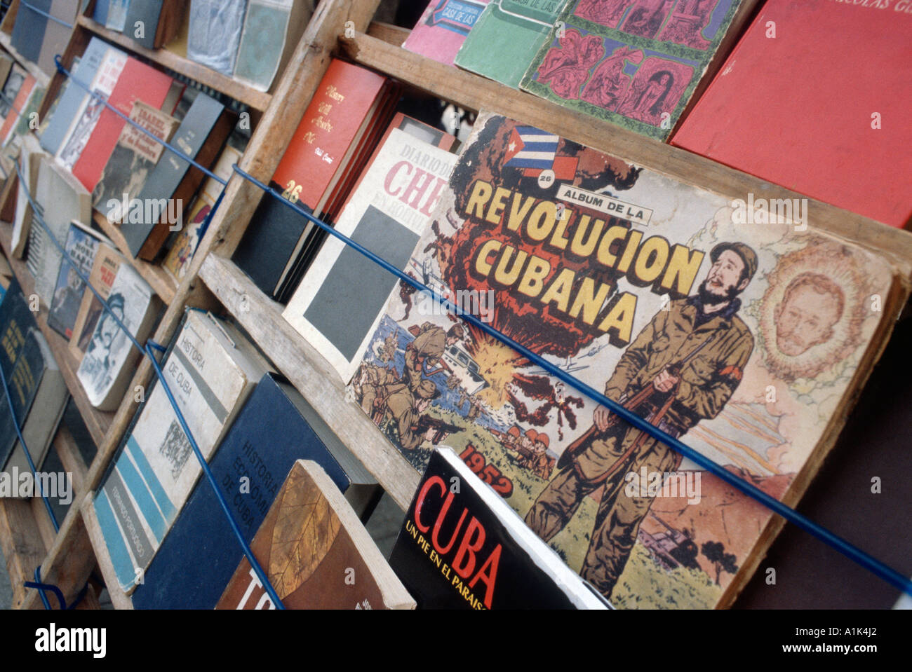 La Havane Cuba Bookstalls sur Plaza de Armas Banque D'Images