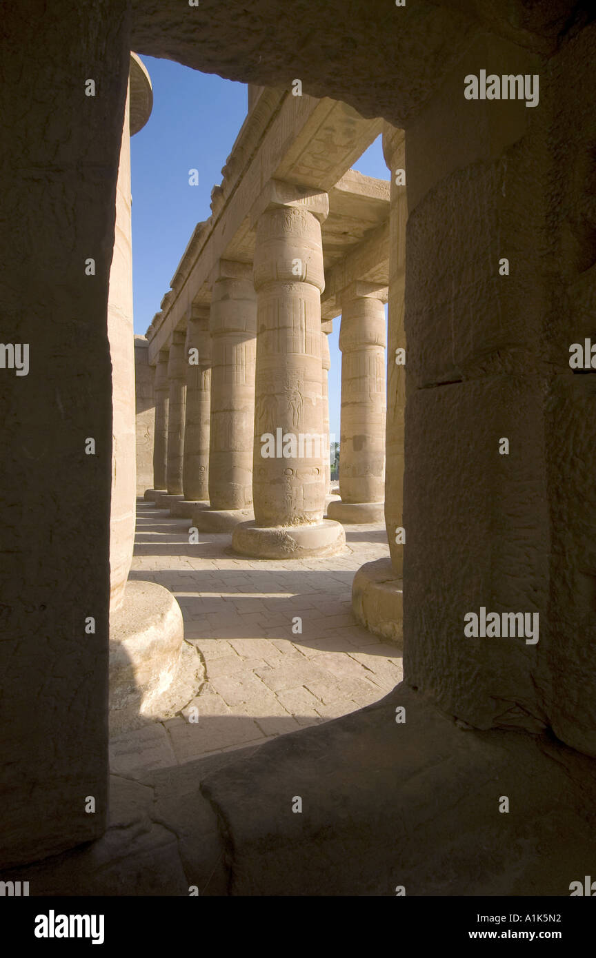 Ramessuem rive ouest de Louxor en Égypte Ramsès II fit construire ce fabuleux temple funéraire sur place de Seti I s Temple en ruines Banque D'Images