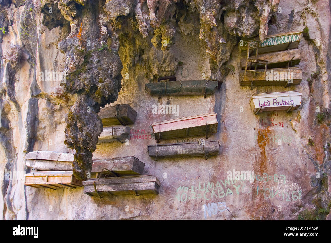 Sagada pendaison des cercueils, l'île de Luzon, Philippines Banque D'Images