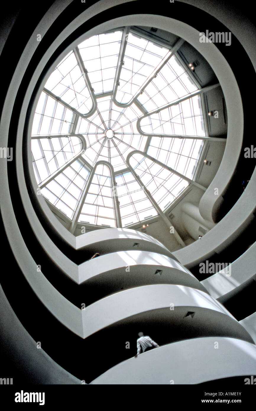 Le Solomon Guggenheim Museum de New York USA Banque D'Images
