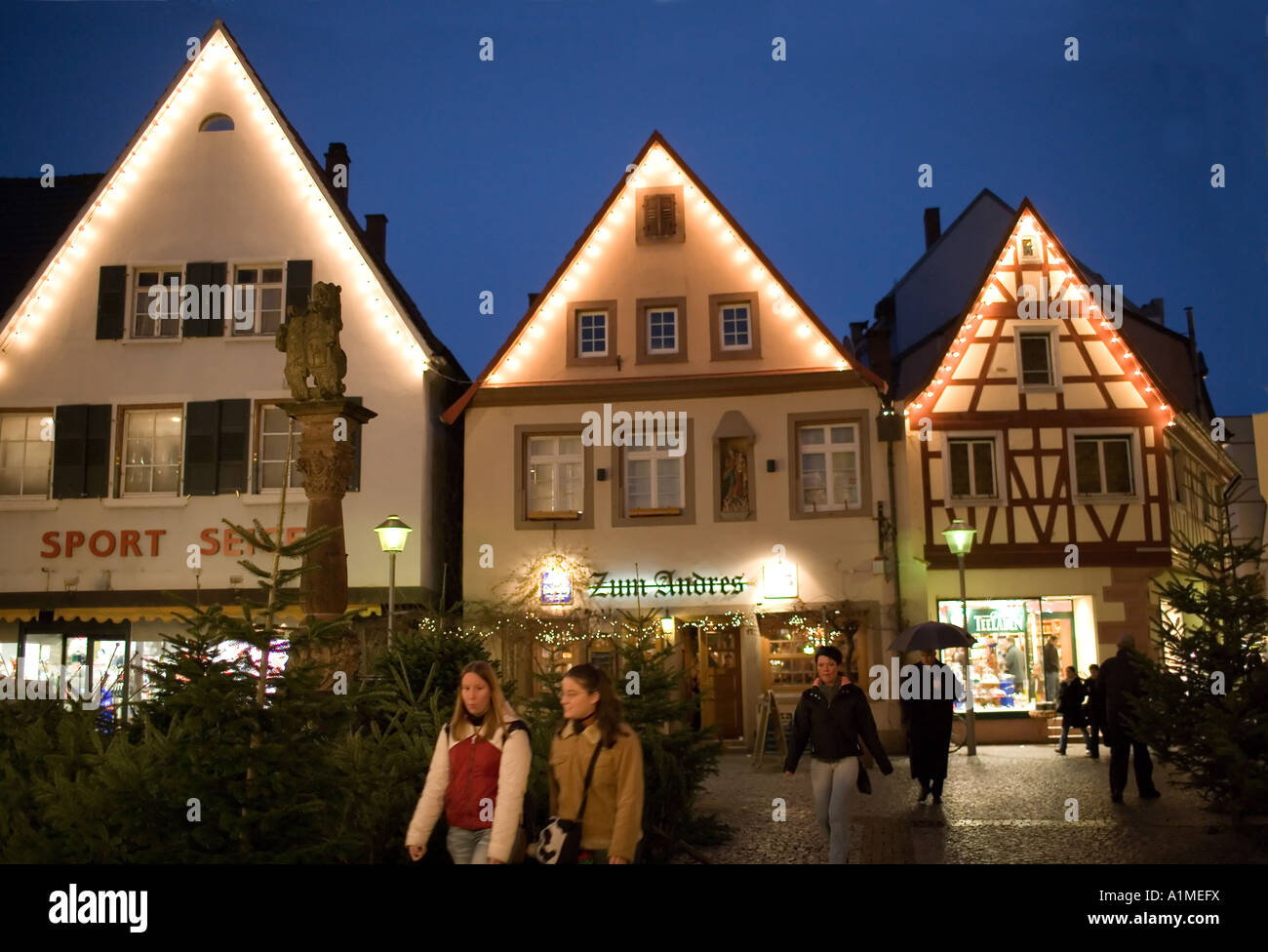 Maisons AU MOMENT DE NOËL OFFENBURG ALLEMAGNE BADE-WURTEMBERG Banque D'Images