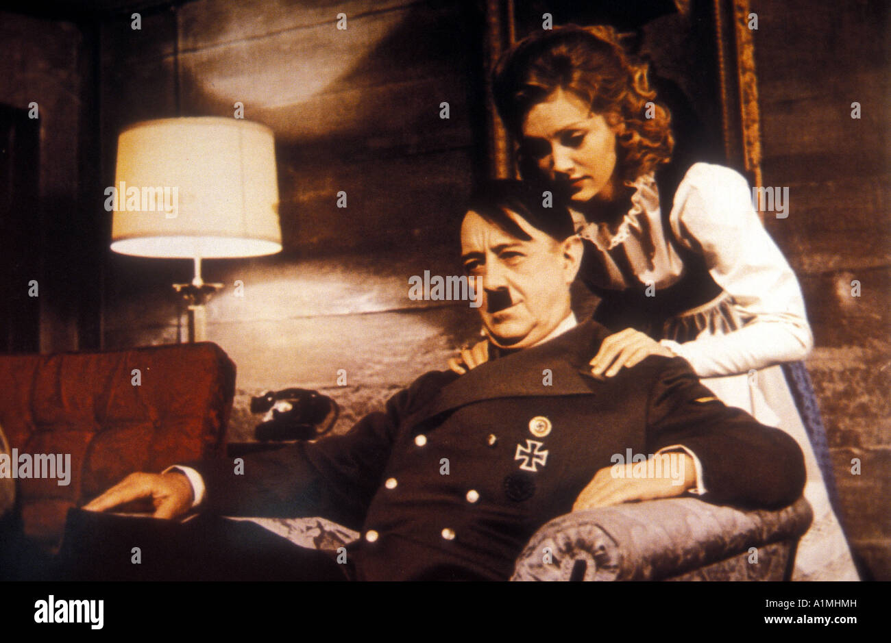 Les dix derniers jours d'Hitler Année 1972 Réalisateur Ennio De Concini Alec Guinness Doris Kunstmann Banque D'Images