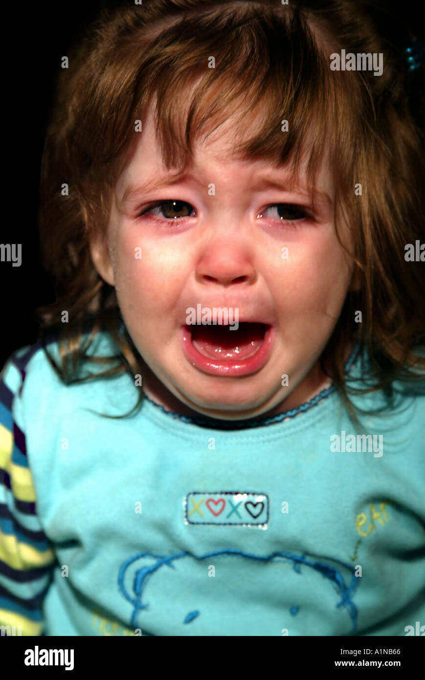 Photo D Un Mignon Bebe Fille De 10 Mois Pleure Tout Petit Adoucir Numerique Photo Stock Alamy Photo D Un Mignon Bebe Fille De 10 Mois Pleure Tout Petit Adoucir Numerique Photo Stock Alamy