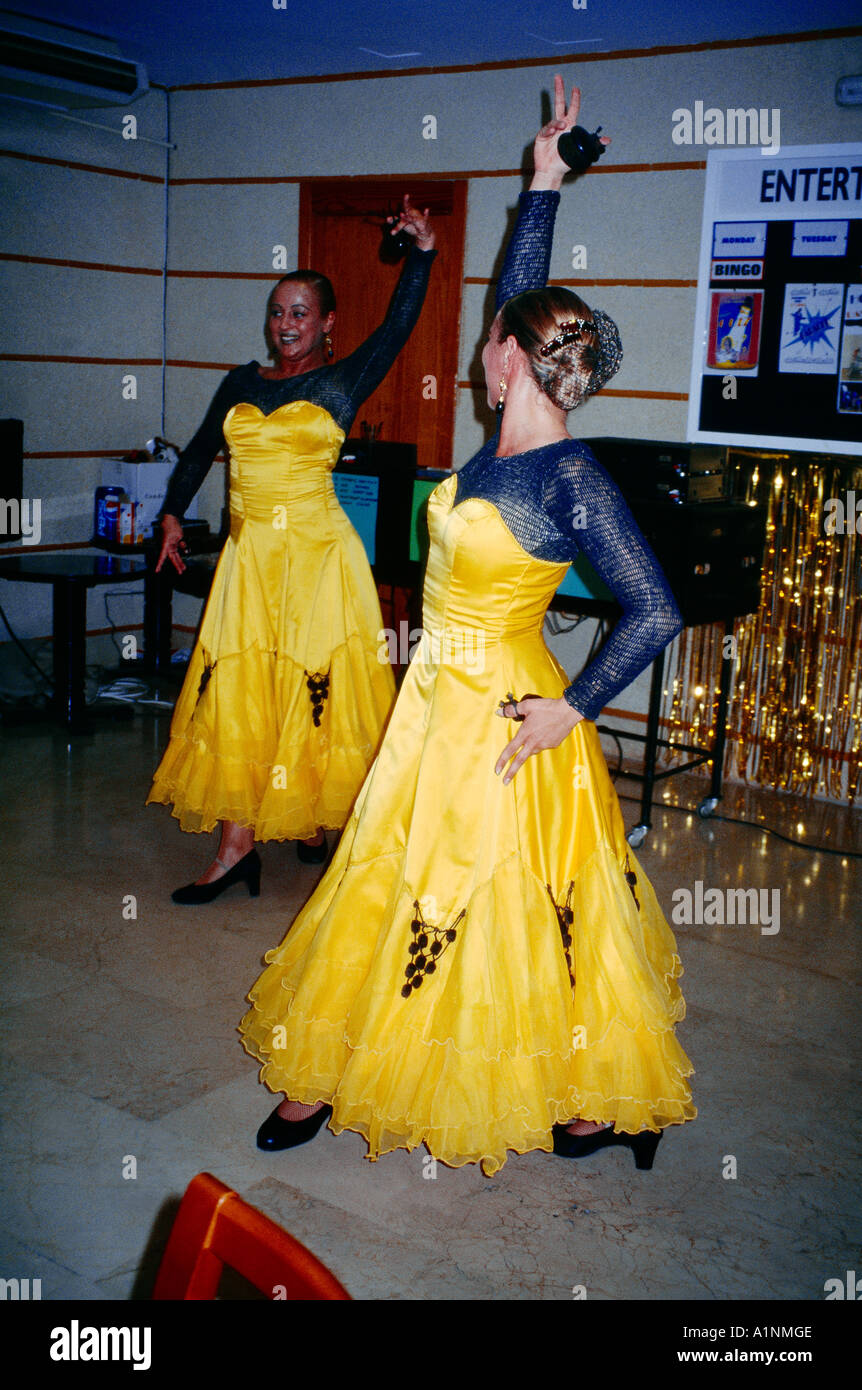 Majorque espagne Palma Nova danseuses espagnoles avec les castagnettes Banque D'Images