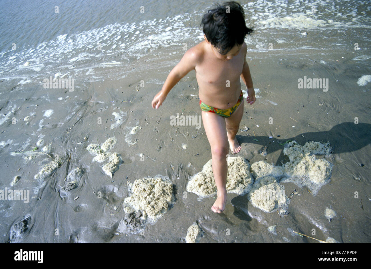 Mousse industrielle Camber Sands 1993 Banque D'Images