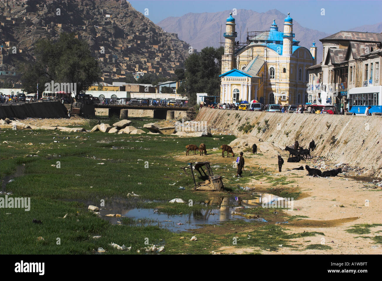 Afghanistan Kaboul Shah N Shamshira Mosquee Construite Dans Le Rein Du Roi Amanullah Connu Comme La Mosquee Du Roi De Deux Epees Photo Stock Alamy