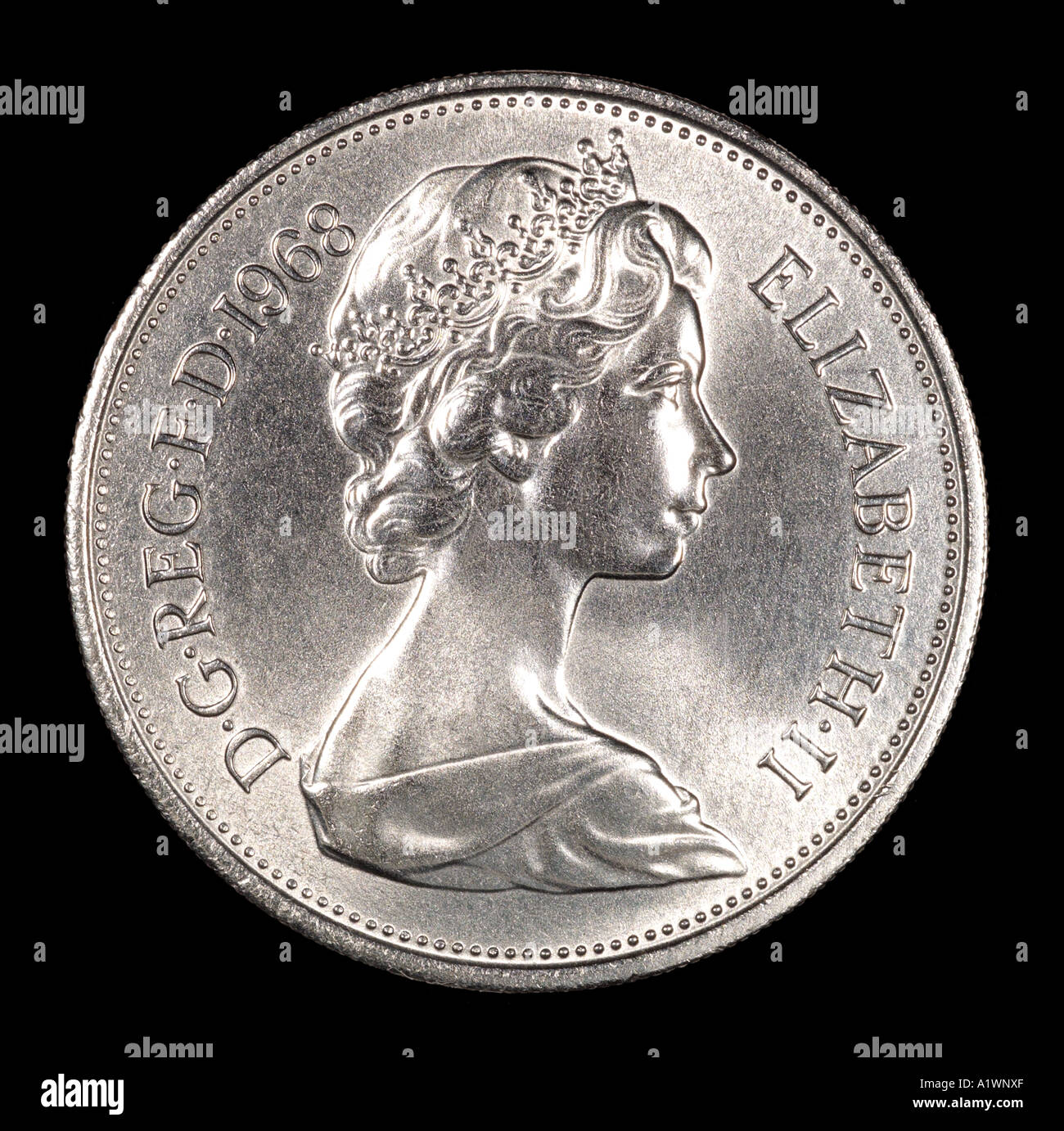 La reine Elizabeth II Regina Reg 2 virgule 10 dix nouveaux pence P droit face aux jeunes de la couronne lumineuse argent profil Banque D'Images