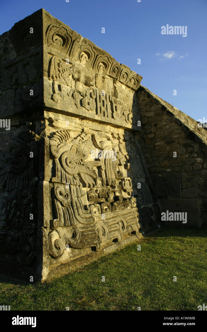 Bas-reliefs à Xochicalco Banque D'Images