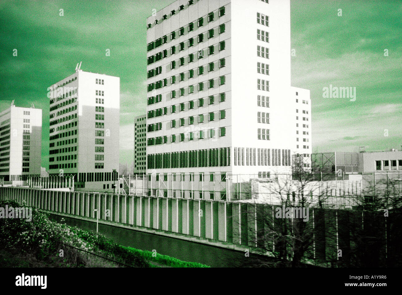 'Ville-snaps', Amsterdam, Pays-Bas la prison de Bijlmer. 35mm atmosphérique avec beaucoup d'image snap film visible-grain. Banque D'Images