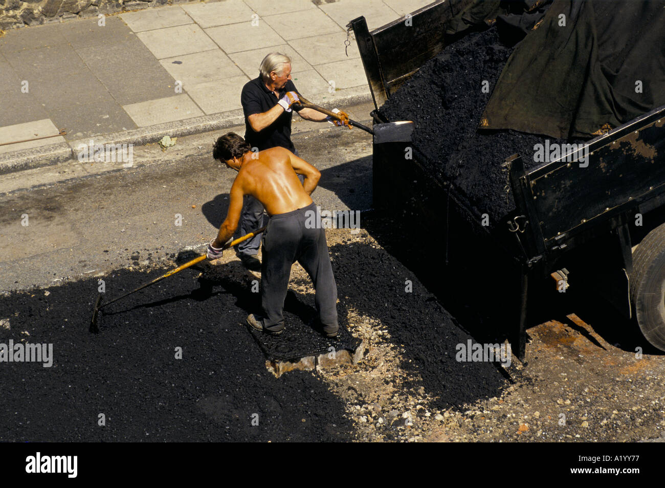 La réfection des routes LONDON STAMFORD HILL AREA 1992 1992 Banque D'Images