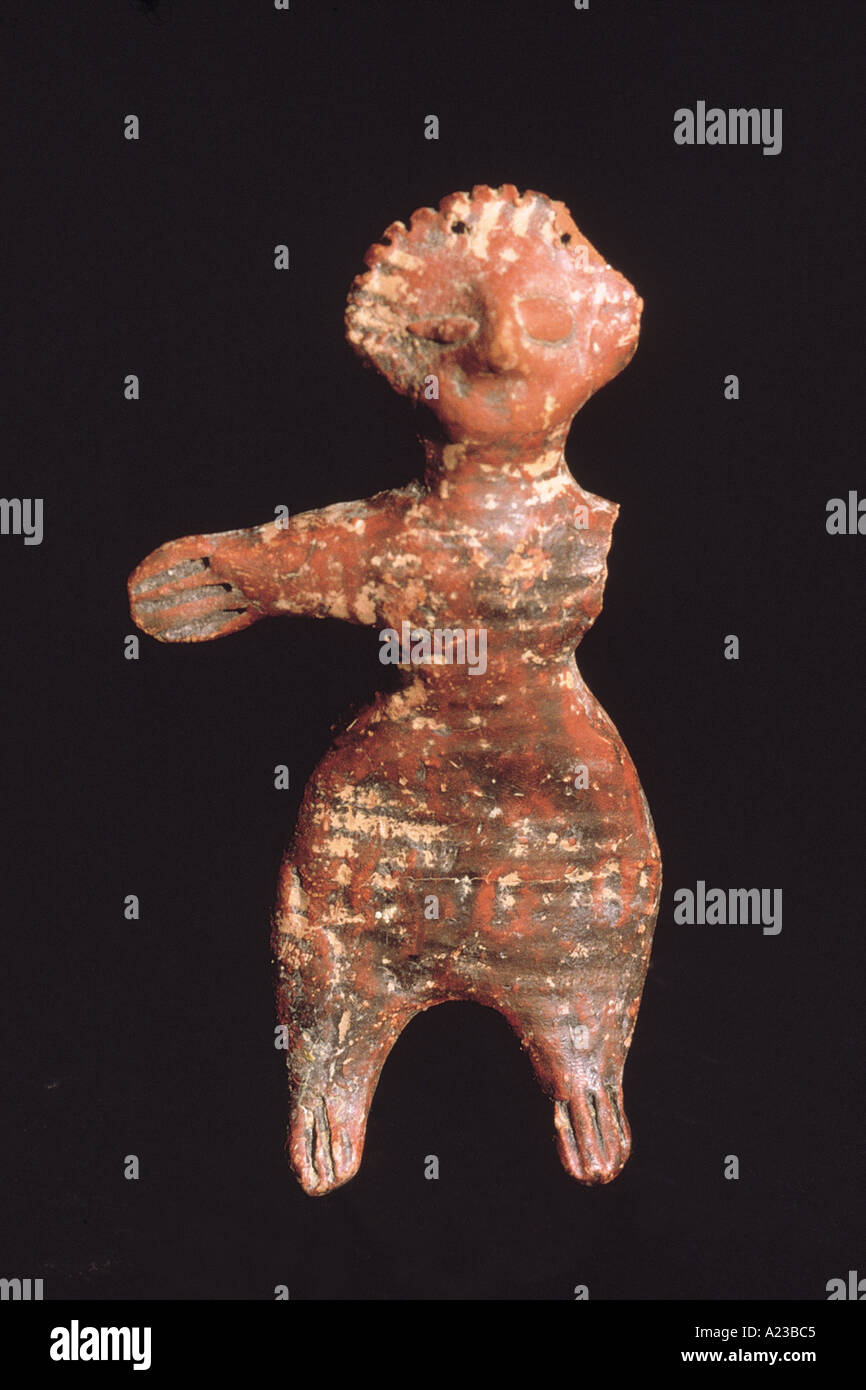 Tête de femme en terre cuite. Bunga période. Mathura, Uttar Pradesh, Inde. En date du : 100 B.C. Banque D'Images